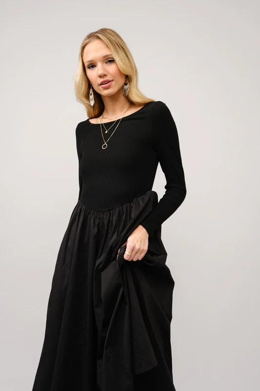 Princess Charm Midi Dress - Image 6