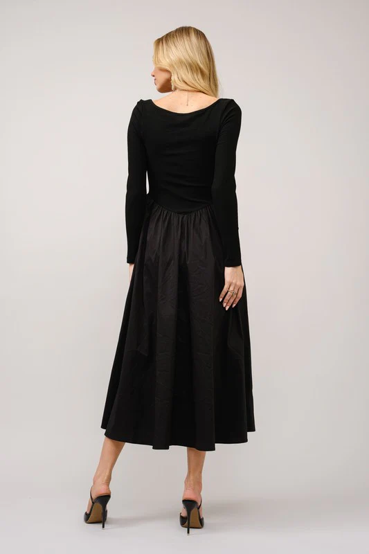 Princess Charm Midi Dress - Image 8