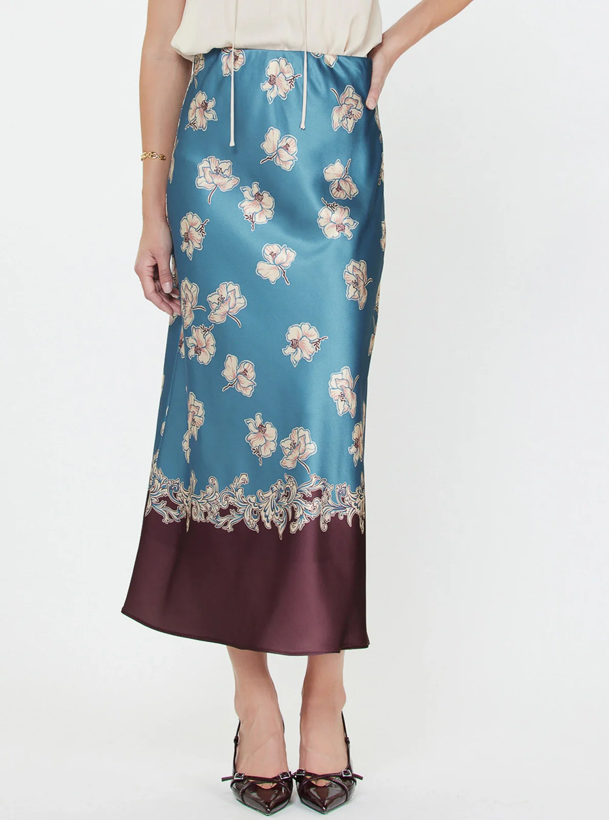 Elegance Floral Slip Skirt - Image 4