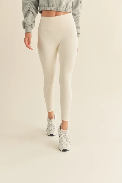Your Favorite Cream Leggings - Image 3