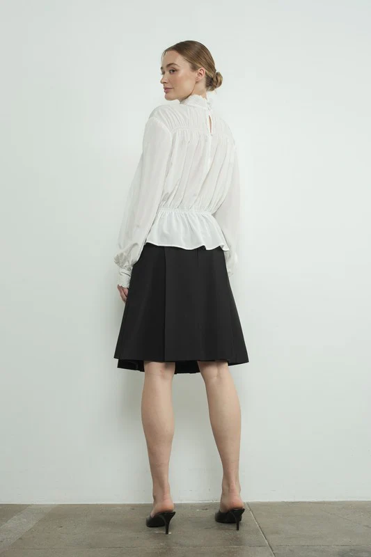 Amber Pleated Skirt - Image 5