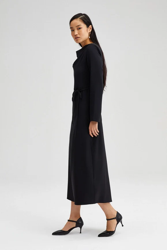 Promenade Crepe Dress - Image 7