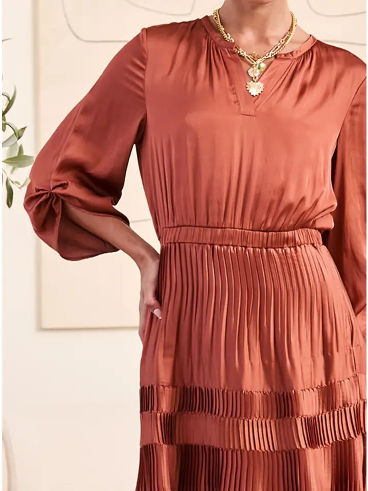 Vivian Satin Dress - Image 6