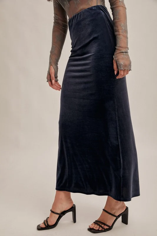 Veronica Velvet Skirt - Image 5